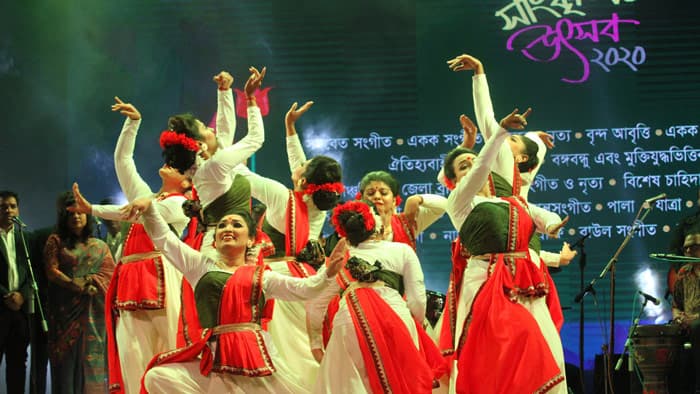 প্রজন্ম সাংস্কৃতিক কেন্দ্রের প্রতিনিধি